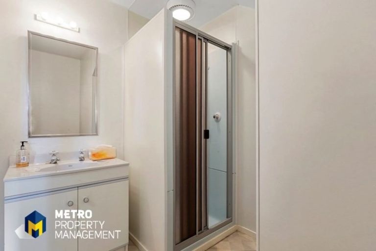 Photo of property in 64 Cliffs Road, Saint Clair, Dunedin, 9012