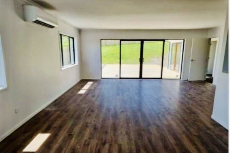 Photo of property in 50 Pukemarino Road, Waimauku, 0812