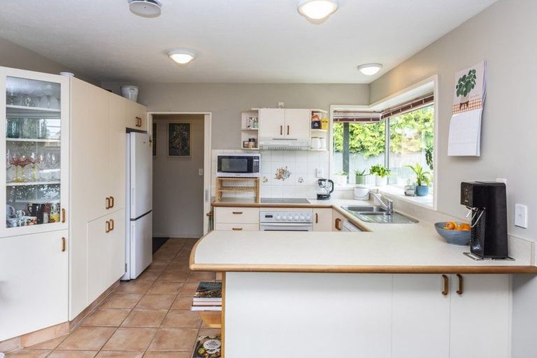 Photo of property in 26 Larch Place, Casebrook, Christchurch, 8051