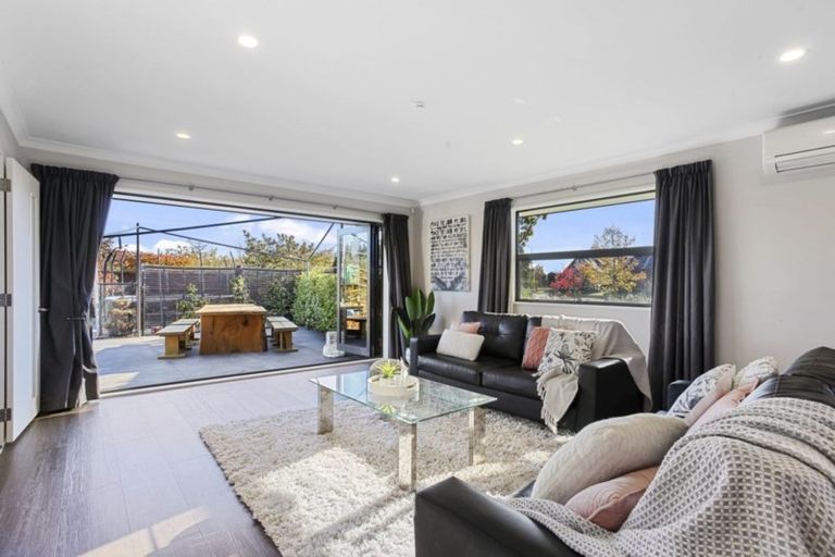 Photo of property in 12 Rossington Drive, West Melton, 7618