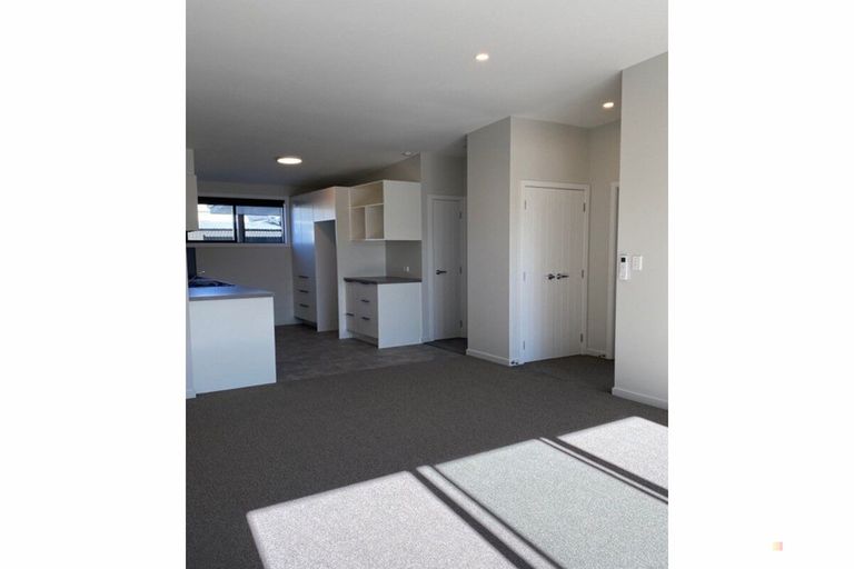 Photo of property in 8a Holmes Street, Waimate, 7924