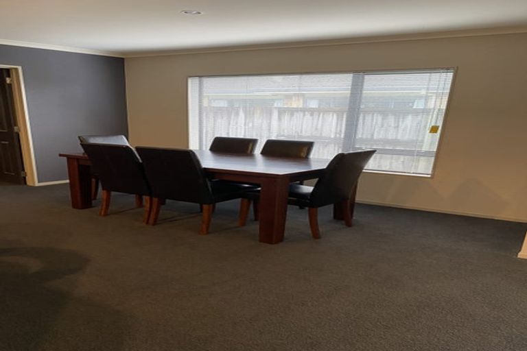 Photo of property in 15 Camberley Way, Huntington, Hamilton, 3210