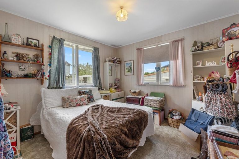 Photo of property in 40 Wellesley Road, Mangere Bridge, Auckland, 2022