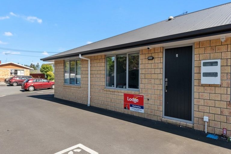 Photo of property in 2/3 June Place, Hamilton East, Hamilton, 3216