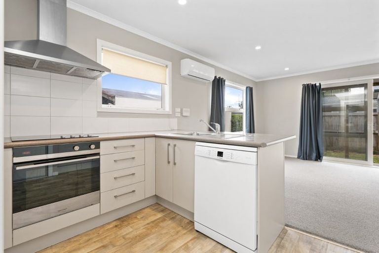 Photo of property in 12 Dermont Street, Bader, Hamilton, 3206