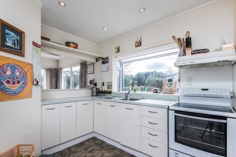 Photo of property in 29 Guadeloupe Crescent, Grenada Village, Wellington, 6037