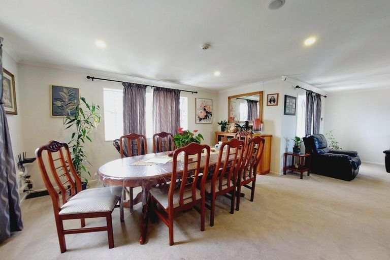 Photo of property in 3 Laquinta Place, Flat Bush, Auckland, 2019