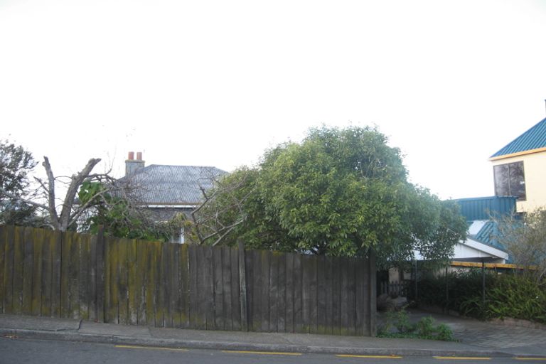 Photo of property in 23 Thompson Road, Bluff Hill, Napier, 4110