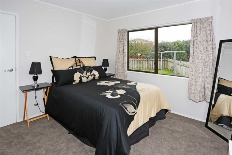 Photo of property in 11 Constable Road, Waiuku, 2123