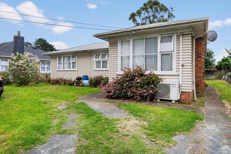 Photo of property in 62 Gilbert Road, Otara, Auckland, 2023