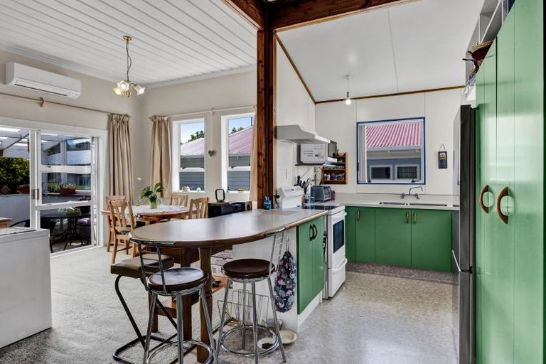 Photo of property in 13 Portia Street, Stratford, 4332