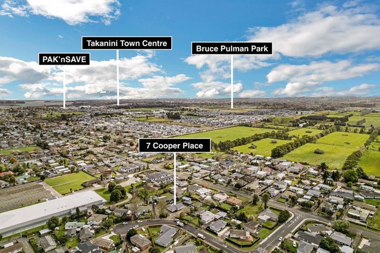 Photo of property in 7 Cooper Place, Papakura, 2110