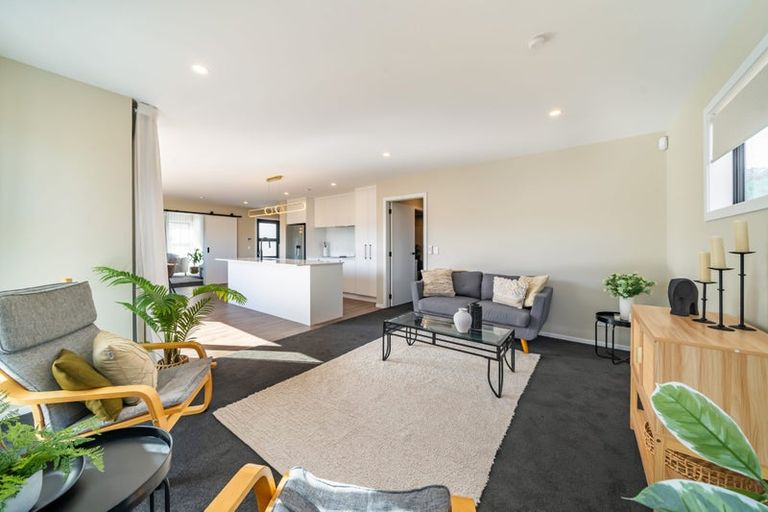 Photo of property in 74e Seddon Street, Wallaceville, Upper Hutt, 5018