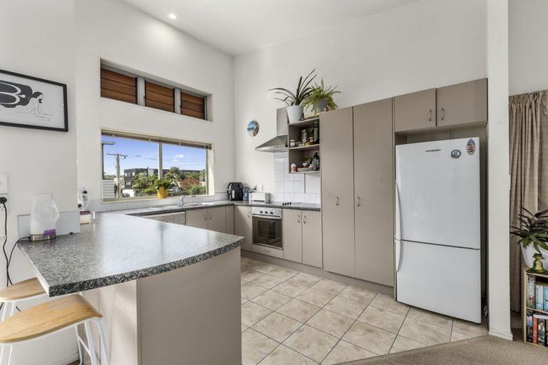 Photo of property in 42a Miro Street, Mount Maunganui, 3116
