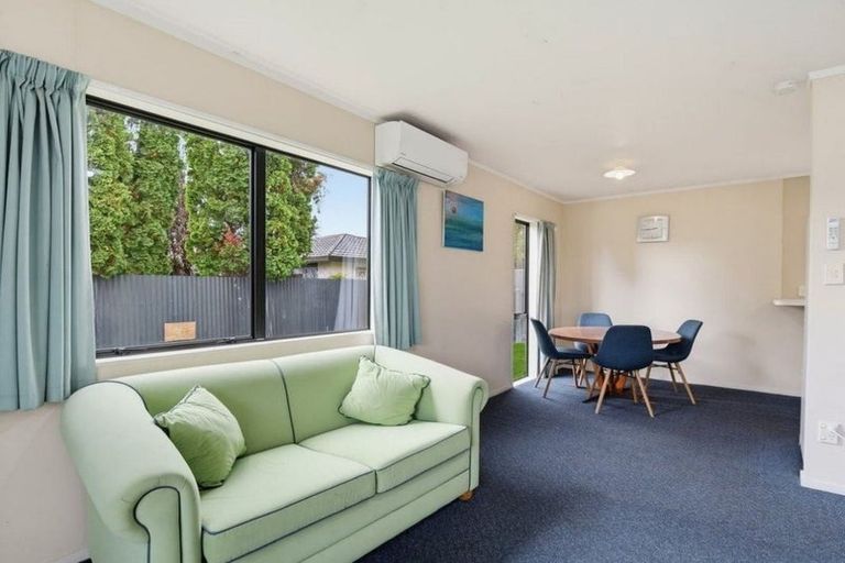 Photo of property in 33 Ruahine Street, Roslyn, Palmerston North, 4414