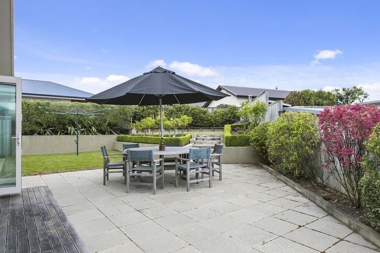 Photo of property in 9 Sunninghurst Drive, Fairfield, Dunedin, 9018