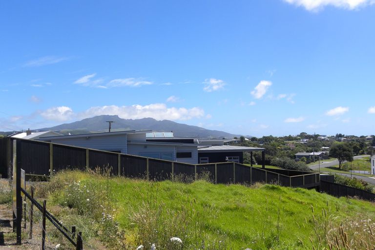Photo of property in 23 Manukau Road, Raglan, 3225