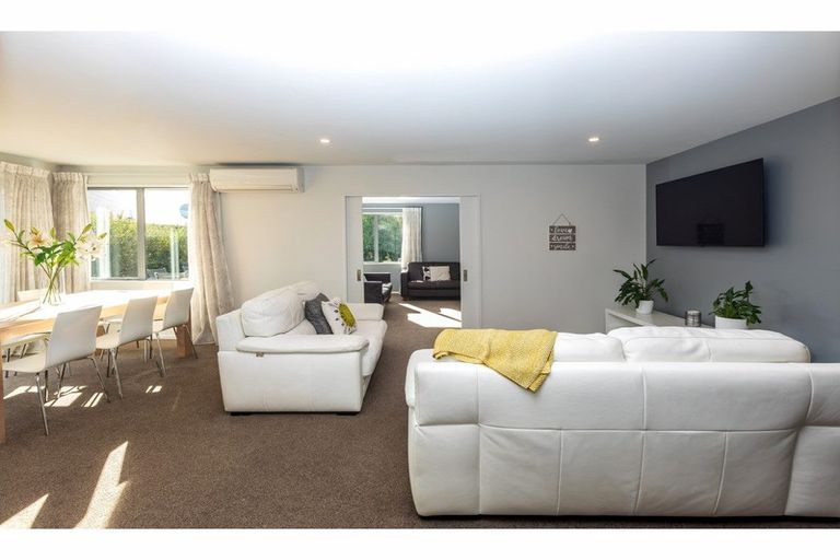 Photo of property in 26 Saltaire Street, North New Brighton, Christchurch, 8083