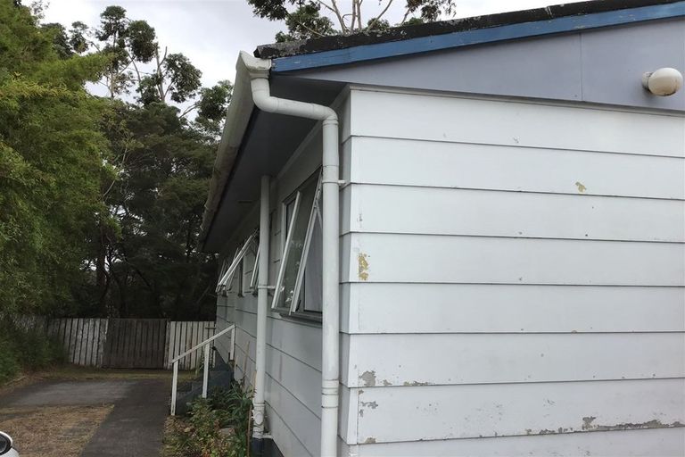 Photo of property in 4/52 Tudor Road, Henderson, Auckland, 0610