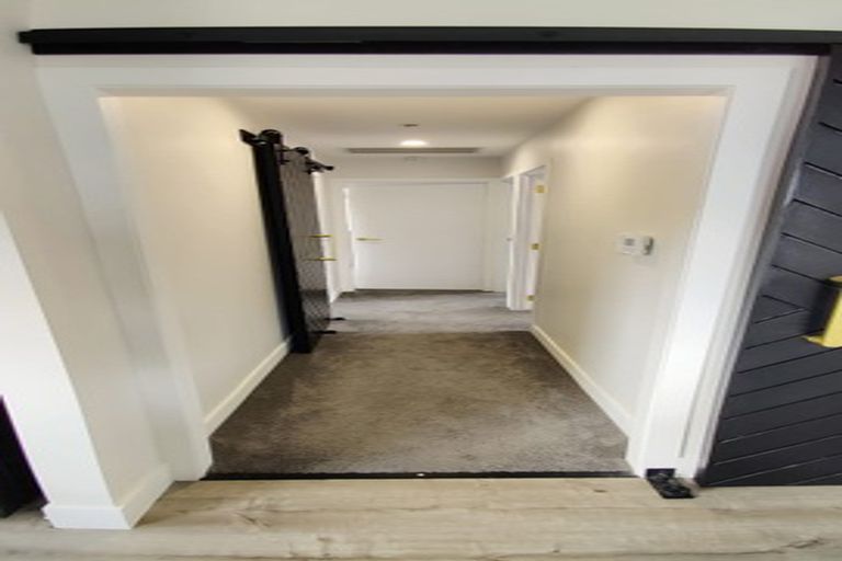 Photo of property in 95 Keegan Drive, Massey, Auckland, 0614