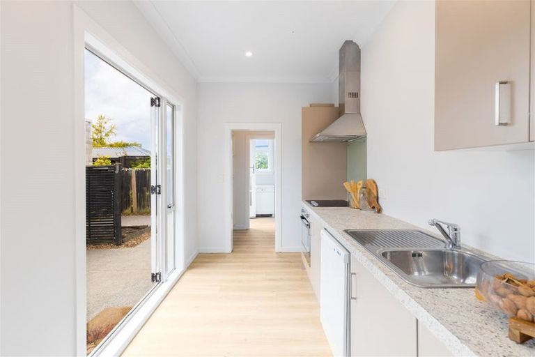 Photo of property in 129 Innes Road, St Albans, Christchurch, 8052