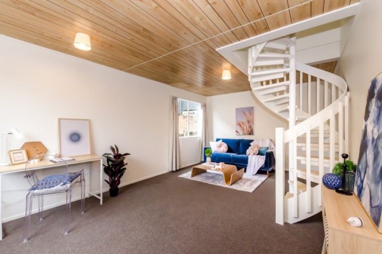 Photo of property in 33b Menin Road, Raumati South, Paraparaumu, 5032