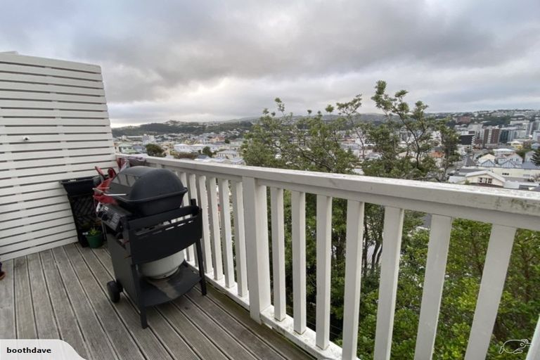 Photo of property in 3/34 Austin Street, Mount Victoria, Wellington, 6011