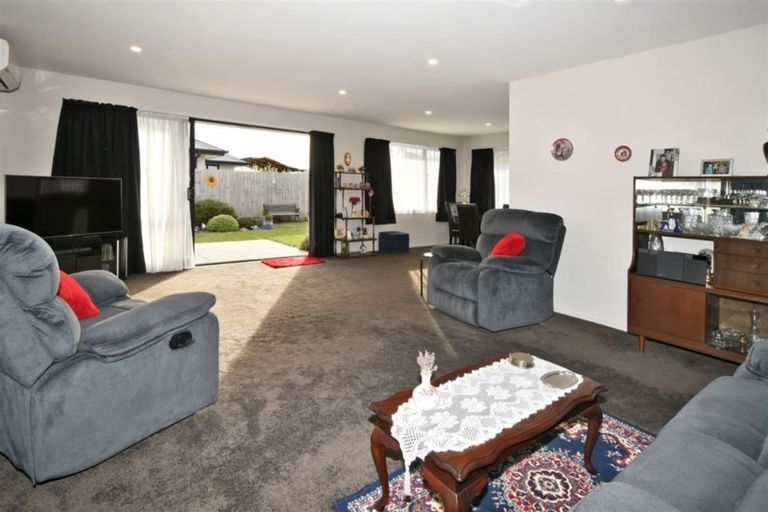 Photo of property in 33a Hargood Street, Woolston, Christchurch, 8062