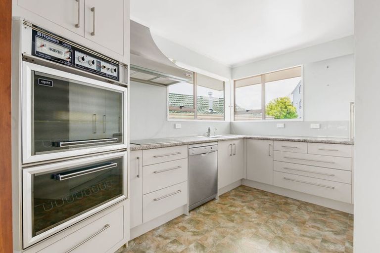 Photo of property in 127 Aberdeen Drive, Dinsdale, Hamilton, 3204