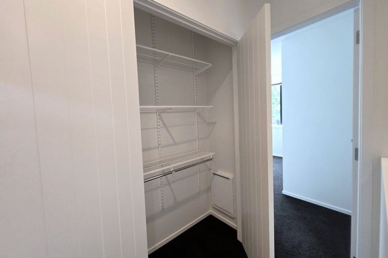 Photo of property in 354 Fergusson Drive, Heretaunga, Upper Hutt, 5018