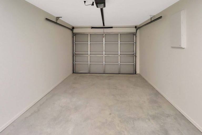 Photo of property in 74e Gibbons Street, Ebdentown, Upper Hutt, 5018