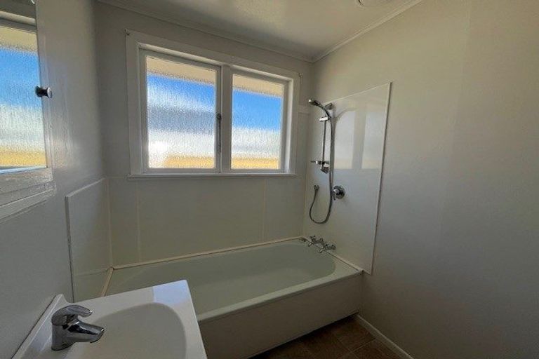 Photo of property in 7a Kiwi Street, Alicetown, Lower Hutt, 5010