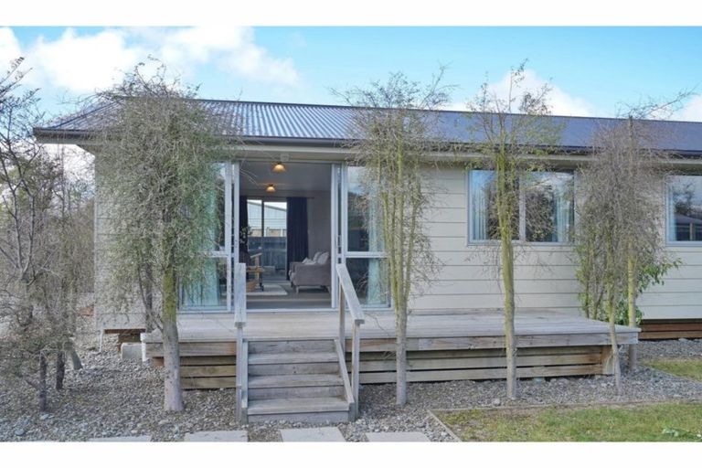 Photo of property in 15b Roberts Road, Hei Hei, Christchurch, 8042