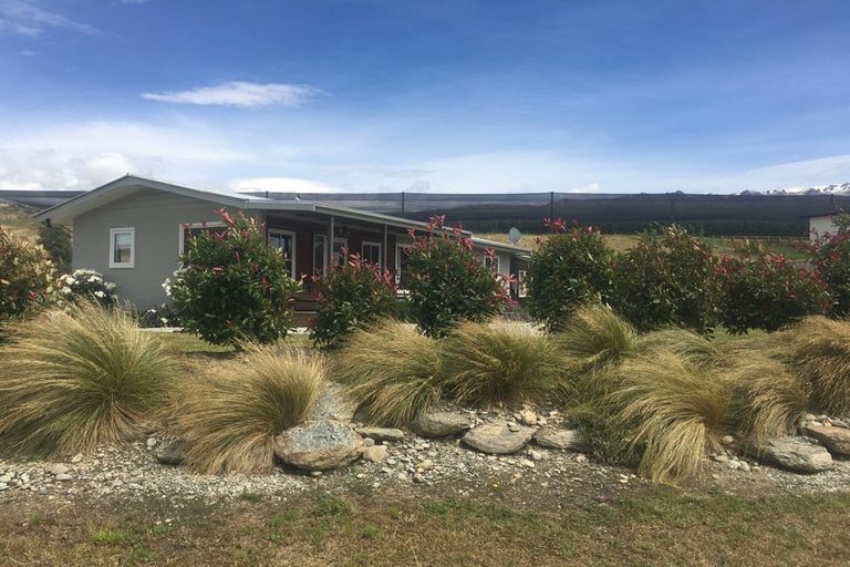 Photo of property in 19 Missy Crescent, Mount Pisa, Cromwell, 9383