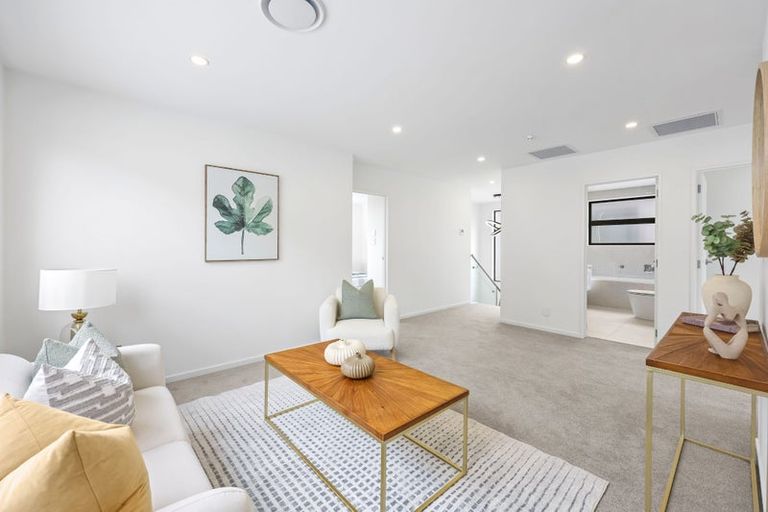 Photo of property in 19b Ervine Place, Bucklands Beach, Auckland, 2014