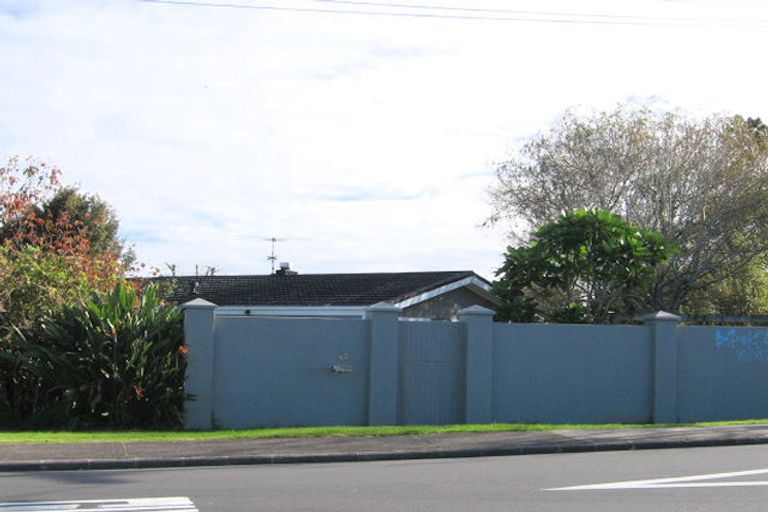 Photo of property in 62 Bleakhouse Road, Howick, Auckland, 2014