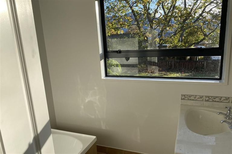 Photo of property in 15 Russell Street, Wanaka, 9305