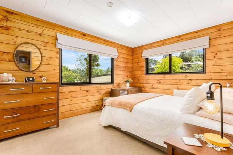 Photo of property in 17 Forest Road, Pinehaven, Upper Hutt, 5019