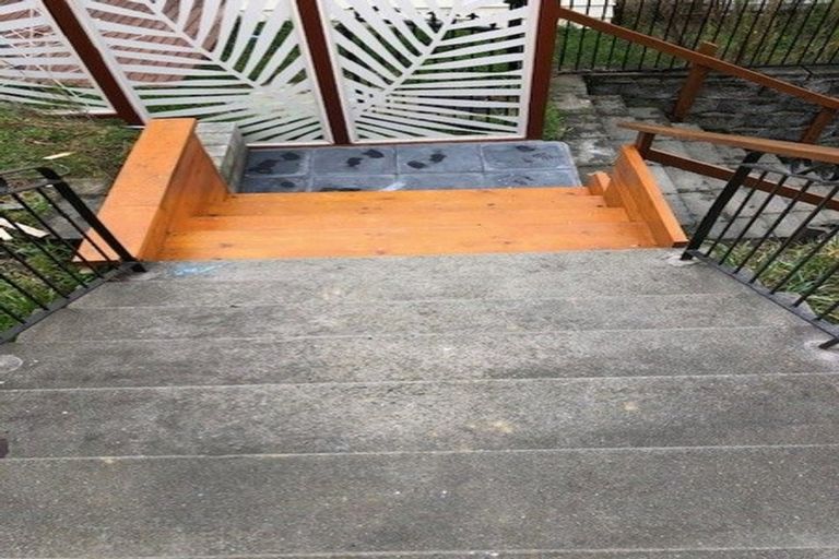 Photo of property in 357 Main Road, Tawa, Wellington, 5028