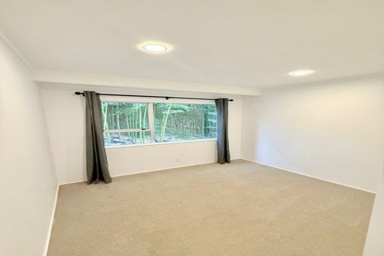 Photo of property in 1/83 Manuka Road, Bayview, Auckland, 0629