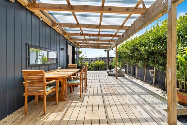 Photo of property in 91 Whenuapai Drive, Whenuapai, Auckland, 0618