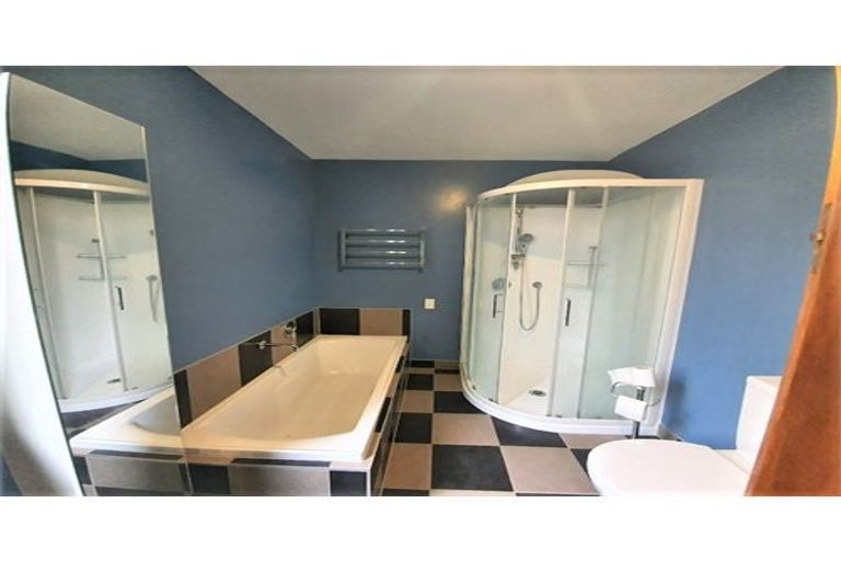 Photo of property in 9 Khandallah Road, Ngaio, Wellington, 6035