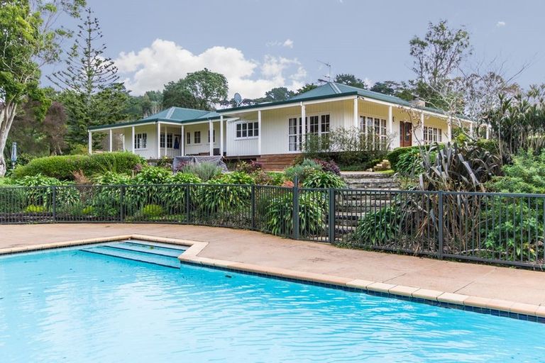 Photo of property in 141 Annett Road, Kumeu, 0891