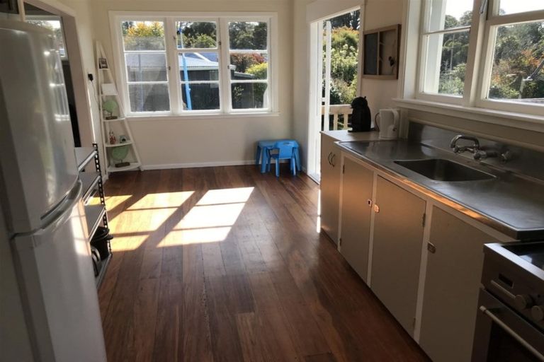 Photo of property in 14 Lear Street, Stratford, 4332