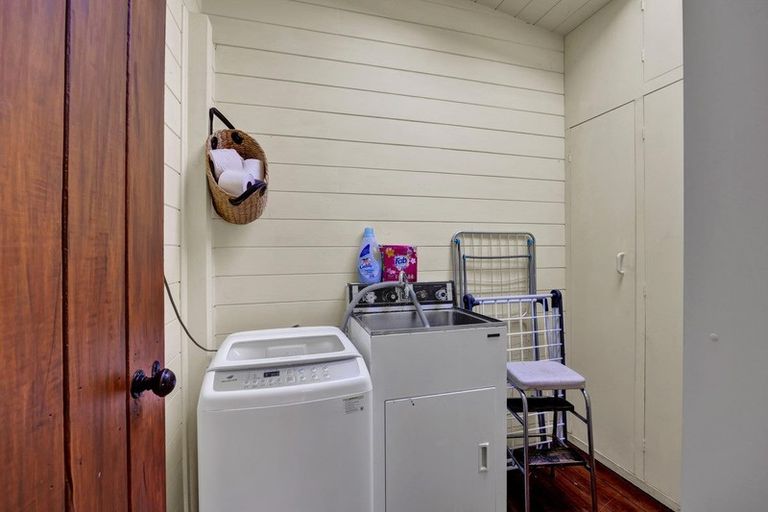 Photo of property in 13 Campbell Street, Hawera, 4610