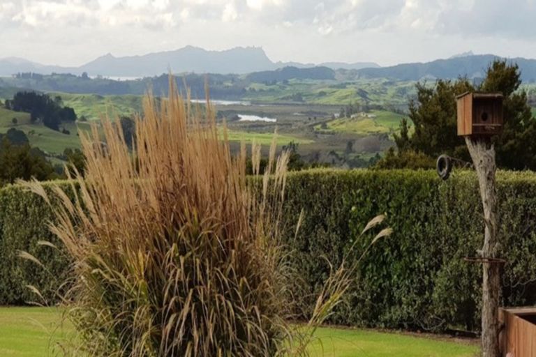 Photo of property in 4 Panekaira Road, Mangapai, Whangarei, 0178