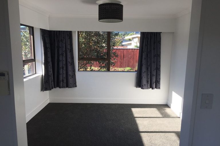 Photo of property in 108a Hillcrest Road, Raumati Beach, Paraparaumu, 5032