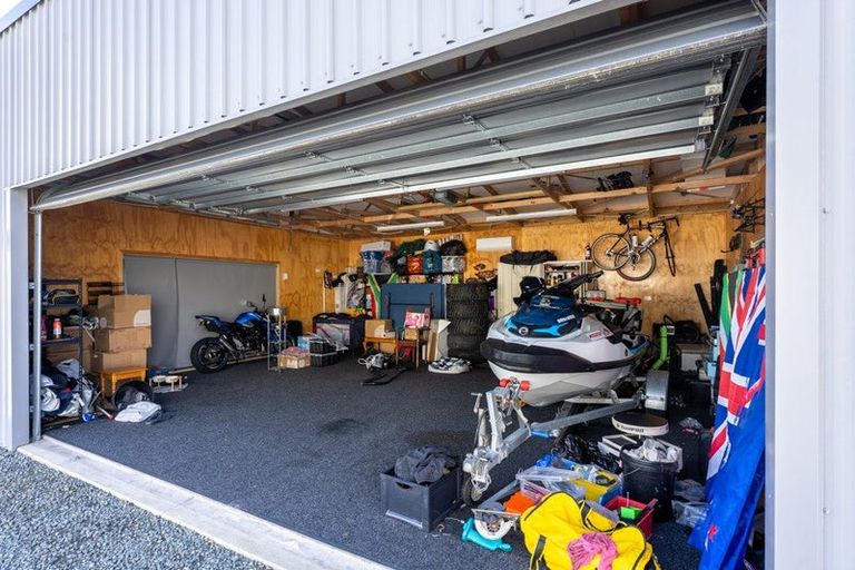 Photo of property in 116 Seaview Road, Paraparaumu Beach, Paraparaumu, 5032