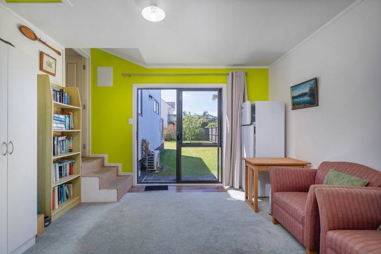 Photo of property in 15 Marlin Street, Whitianga, 3510