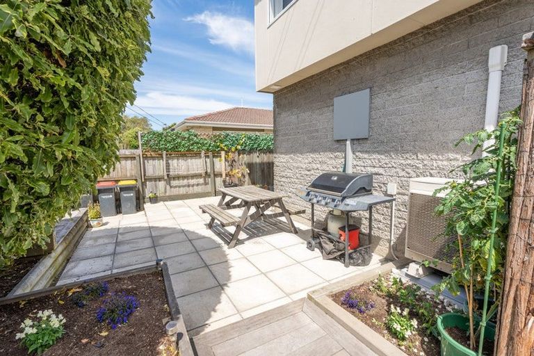 Photo of property in 1/21 Seddon Street, Sydenham, Christchurch, 8023